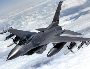 Βίντεο: Η βόλτα με ένα F-16 μέσω κάμερας GoPro
